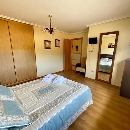 Herminia Tatil Evi Ourense